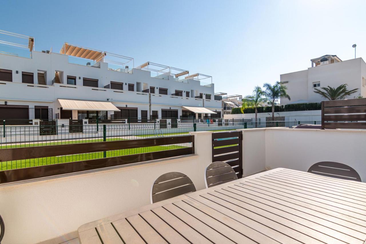 Bahia Homes Torrevieja Esterno foto