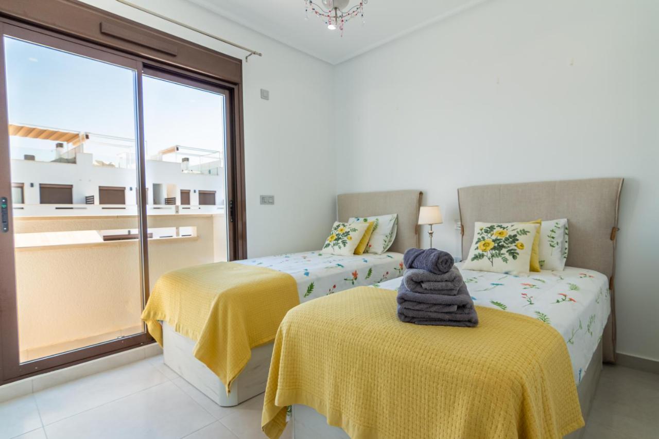 Bahia Homes Torrevieja Esterno foto
