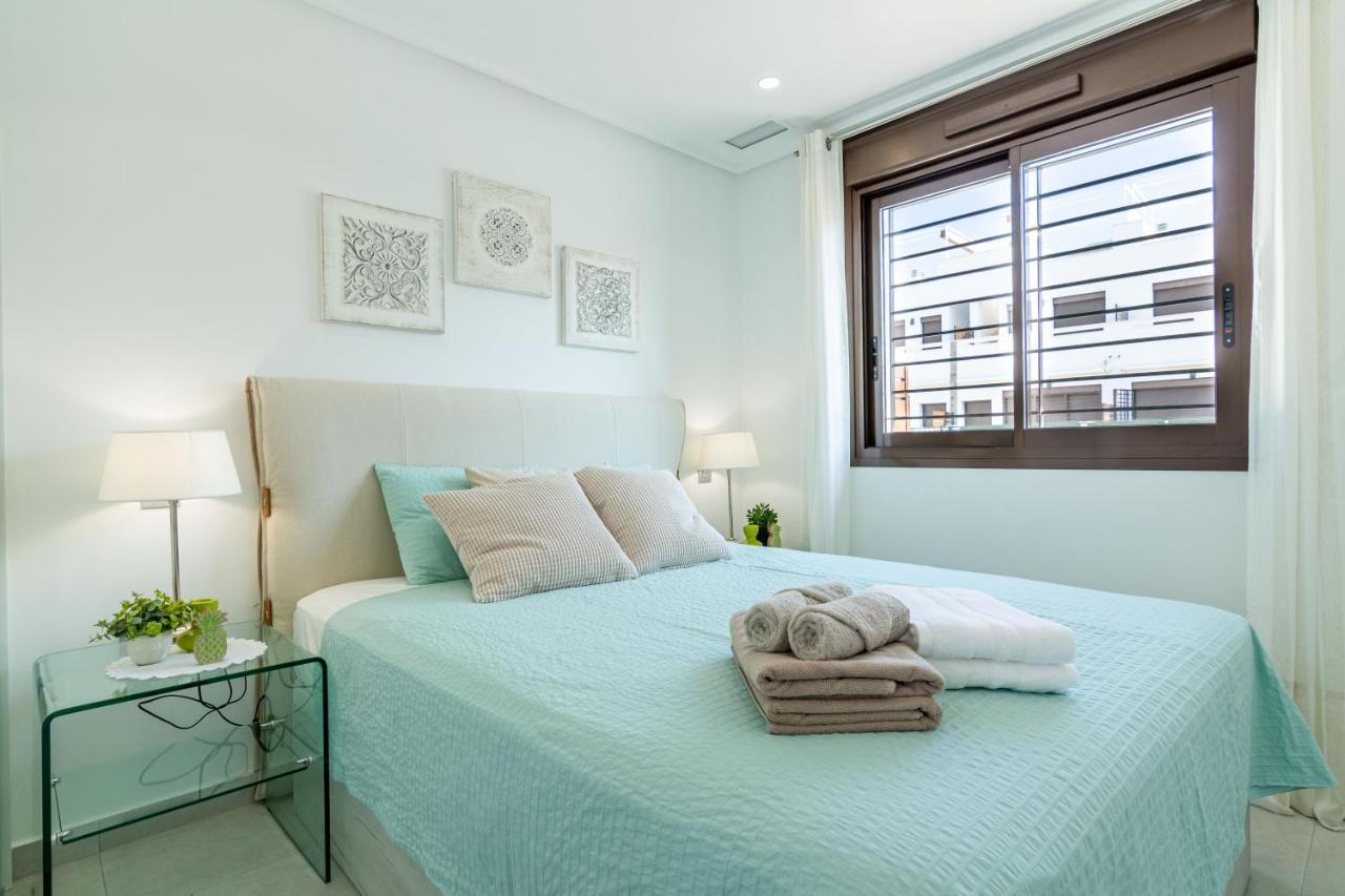 Bahia Homes Torrevieja Esterno foto